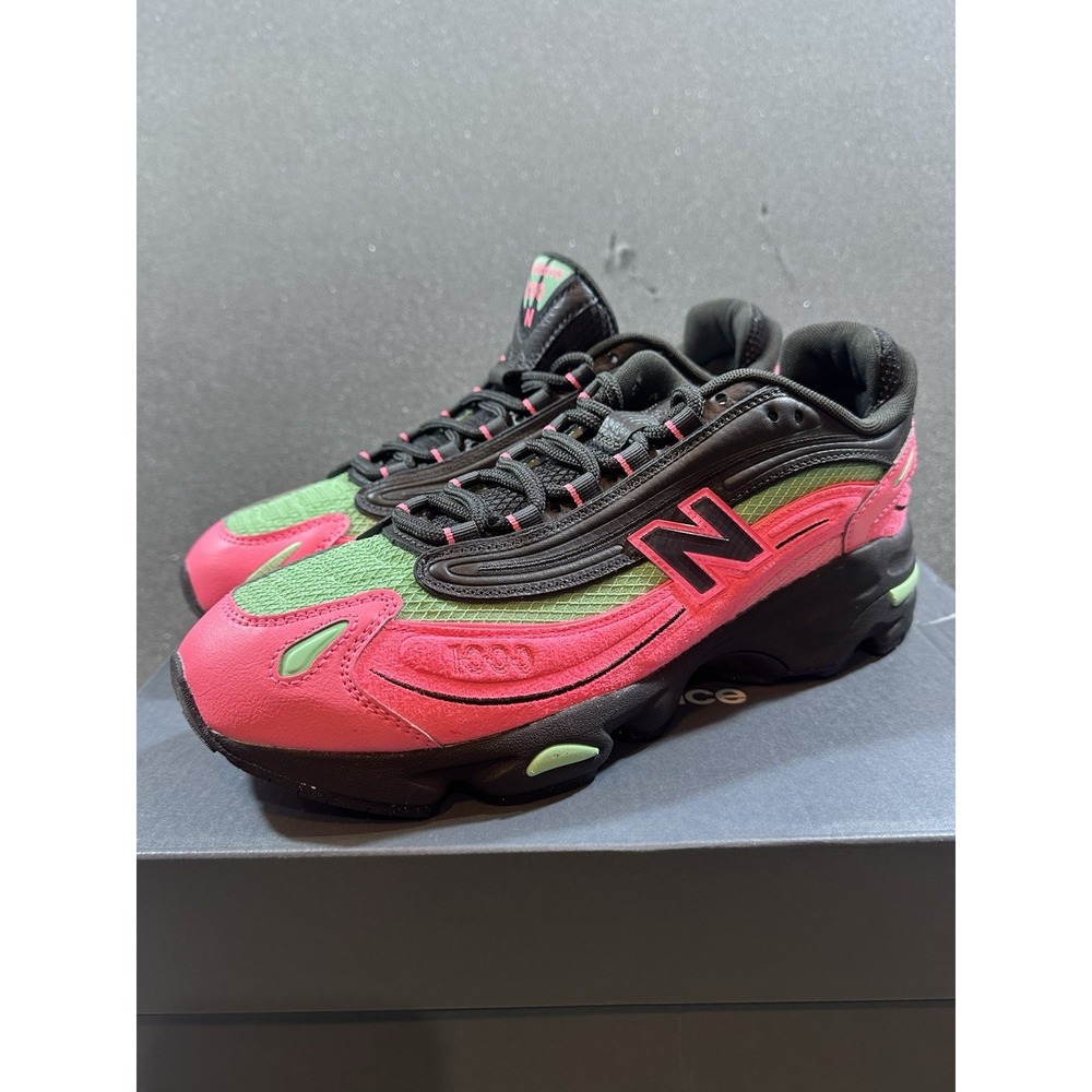 Size 10 - New Balance 1000 Foot Locker Exclusive Desert Heat Pack